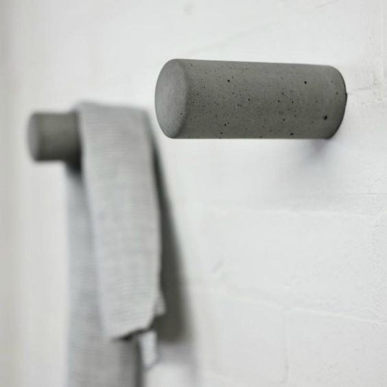 cement_towelhanger_round